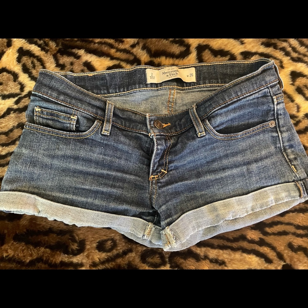 Abercrombie size 2 shorts
